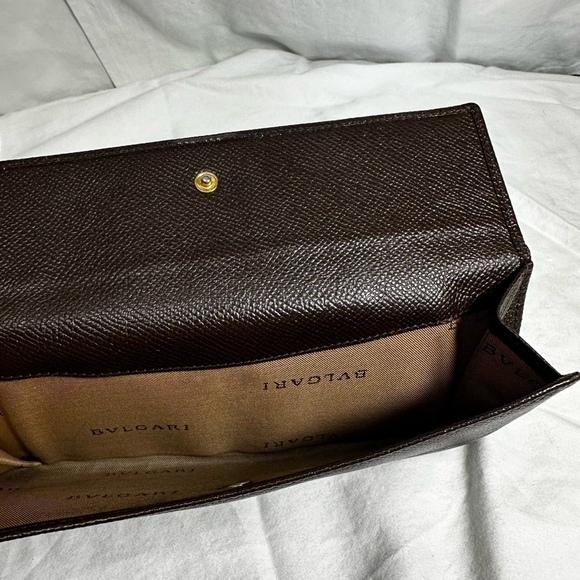 Bvlgari Leather Wallet Chocolate Brown with Snap Closure - Picture 3 of 12